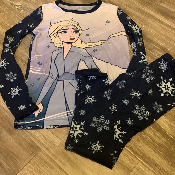 Cuddl Duds Other - Frozen II Climate Right Cuddl Duds Girls 2 piece pajama set. Size S